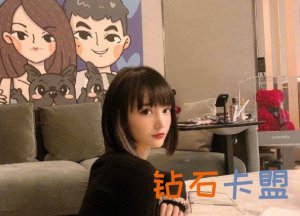 RNG麻将机事件：严君泽直播间“恶心人”，Uzi女友微博开撕
